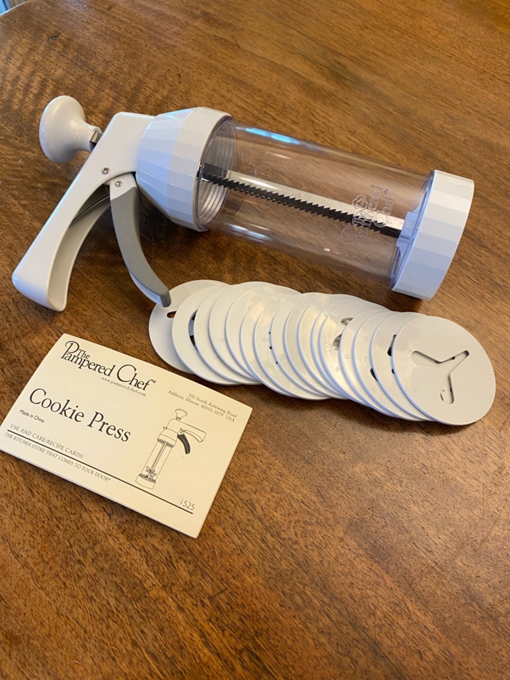 PAMPERED CHEF #1525 Cookie Press Set
